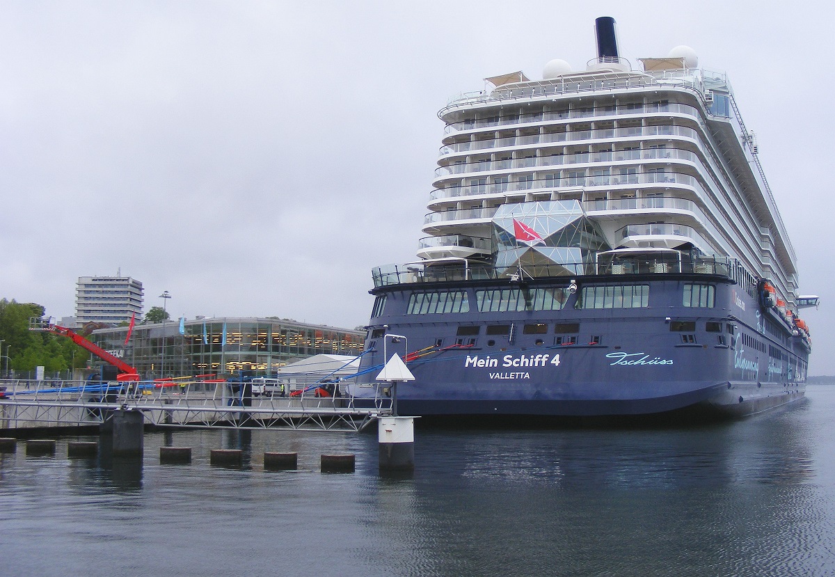 Mein Schiff 4 Erstanlauf Am Ostseekai In Kiel 7396