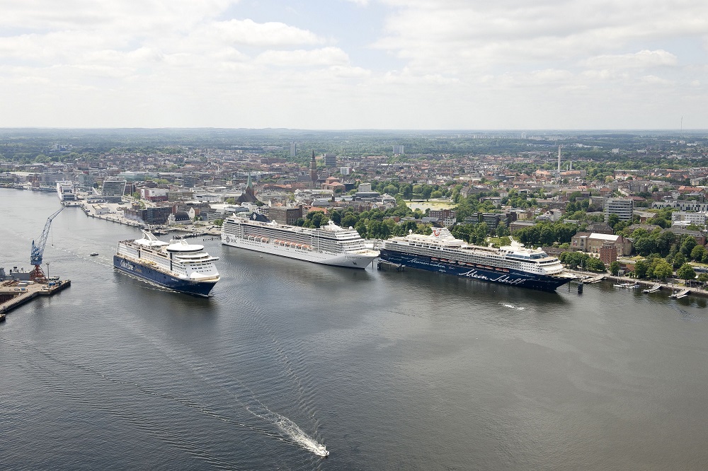 Goto: Port of Kiel / Peter Luehr